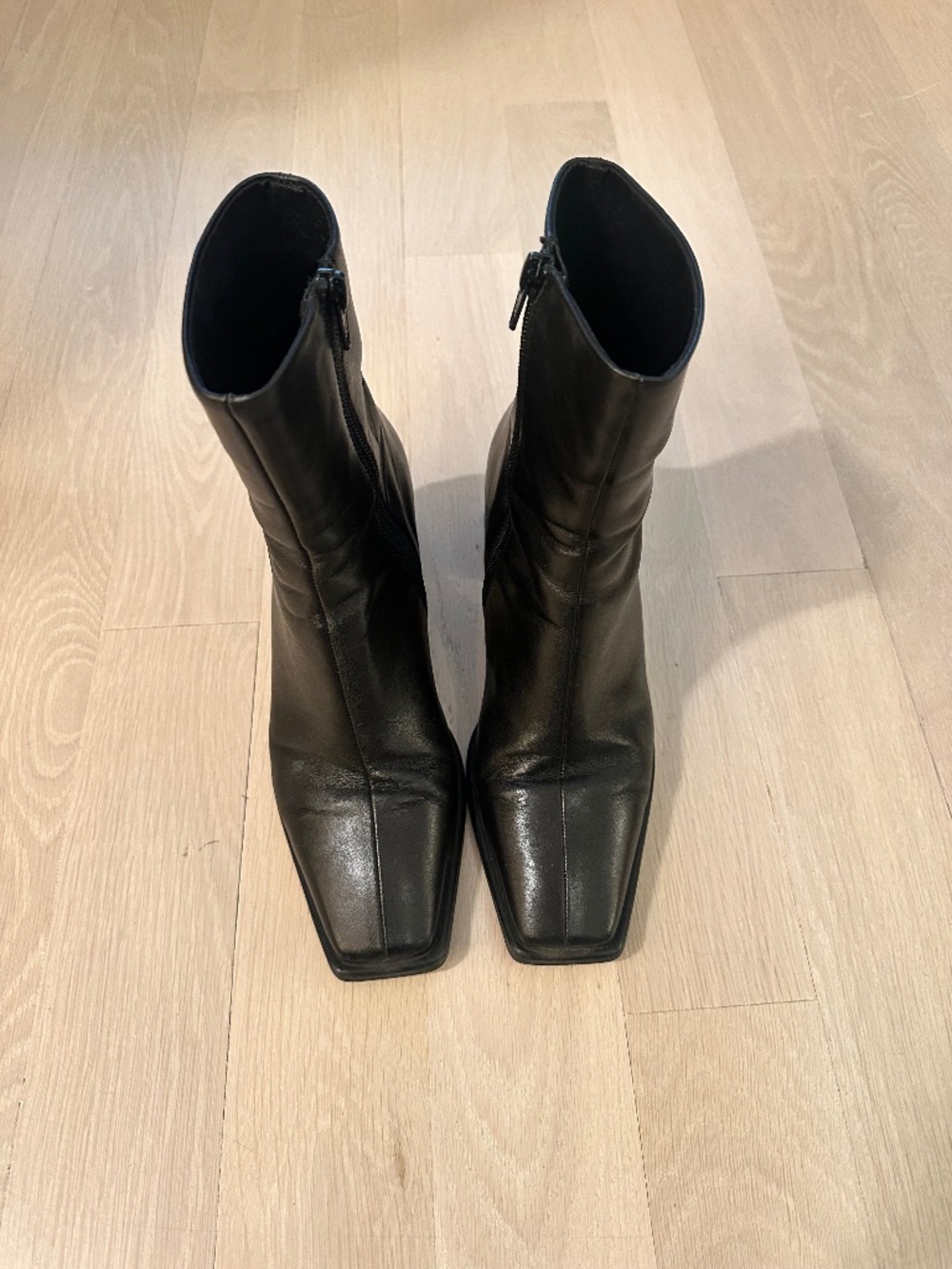 Hedda Ankle Boot in Black